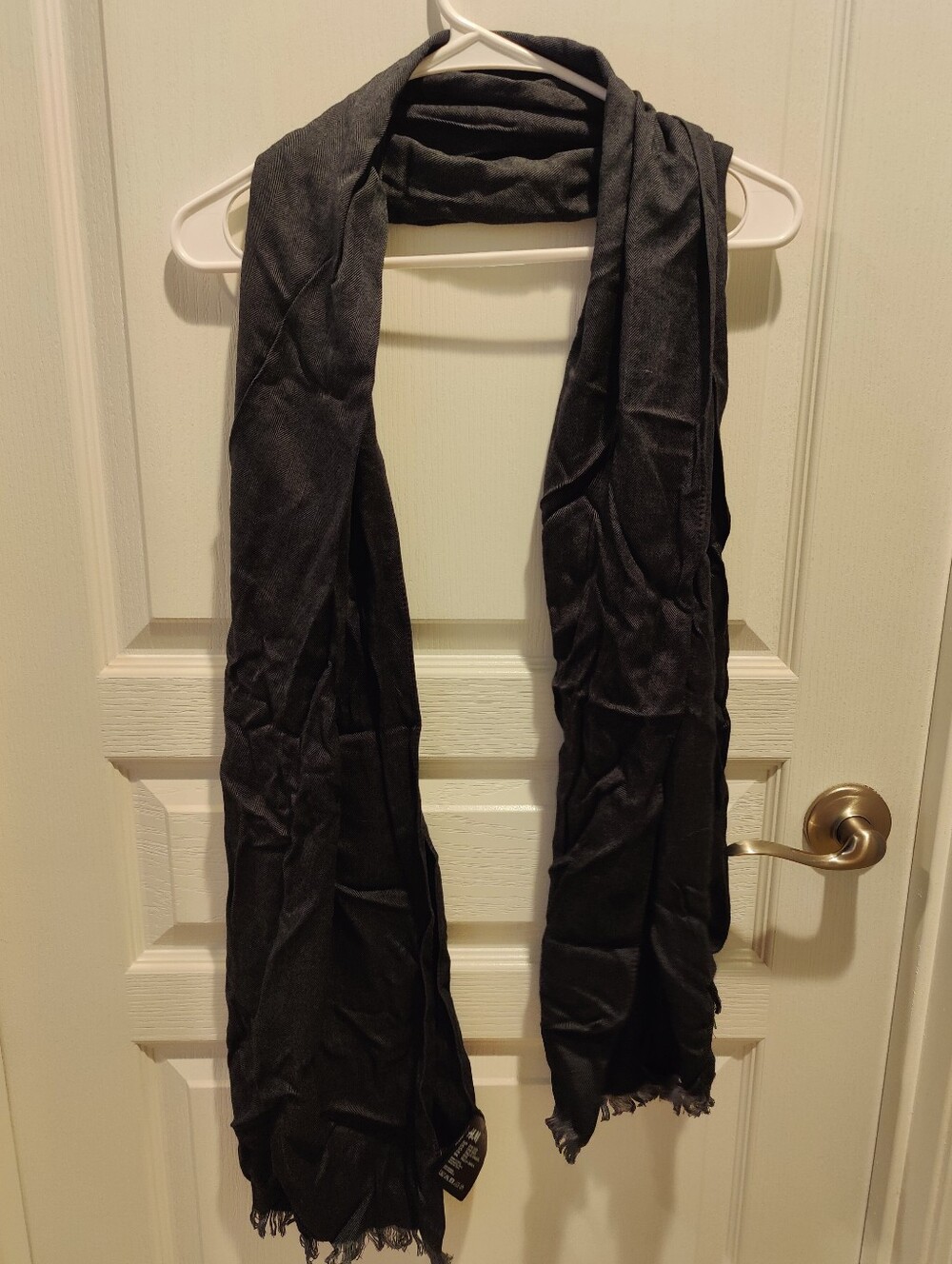 H&M Dark Gray Herringbone Mens Scarf